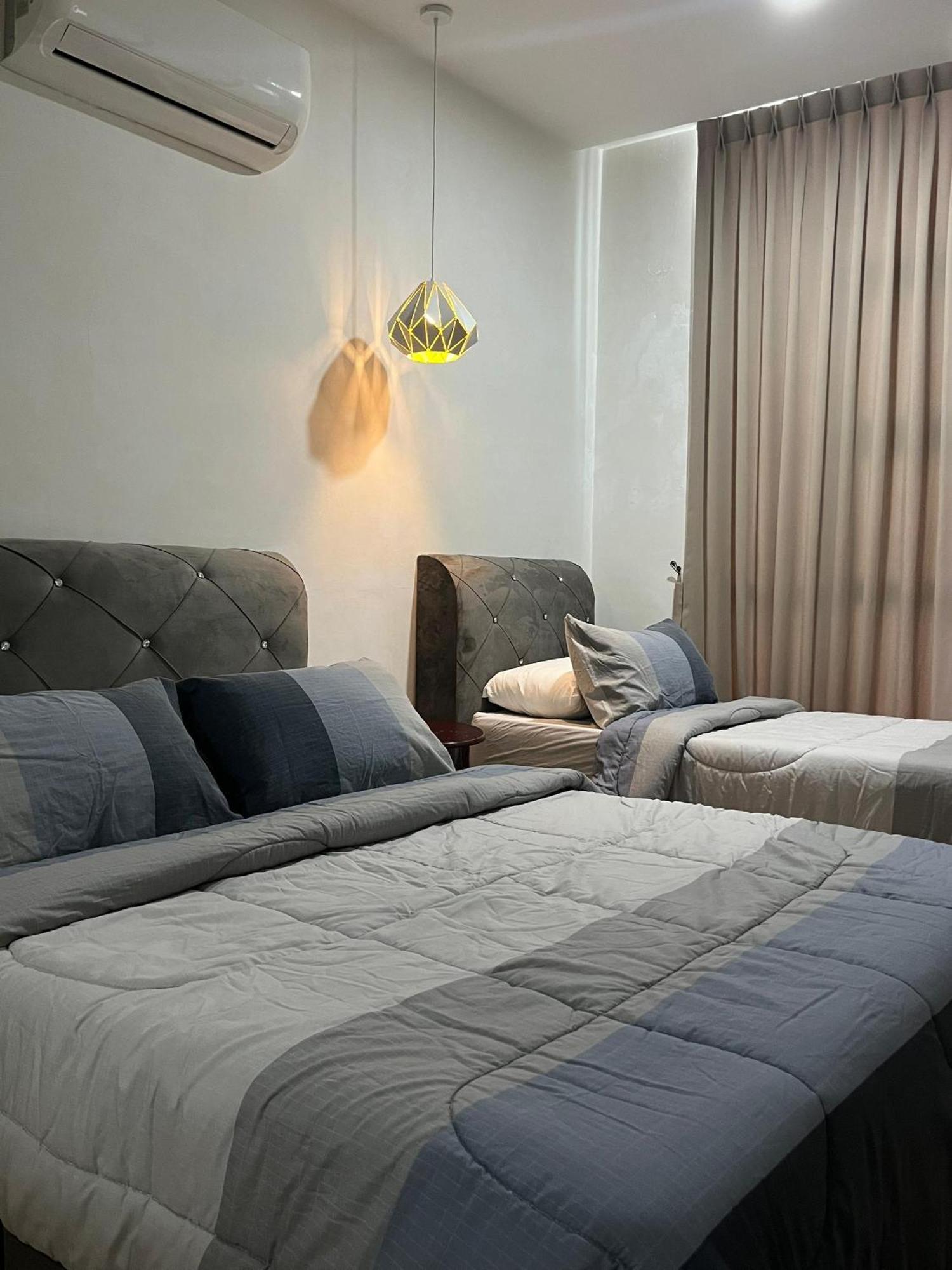 Roxy Apartment กูชิง ภายนอก รูปภาพ
