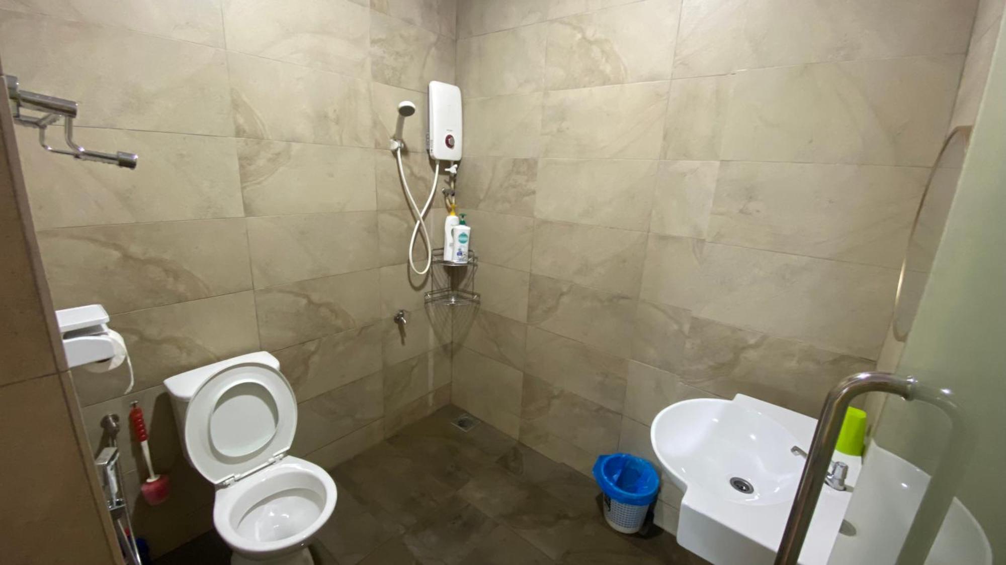 Roxy Apartment กูชิง ภายนอก รูปภาพ