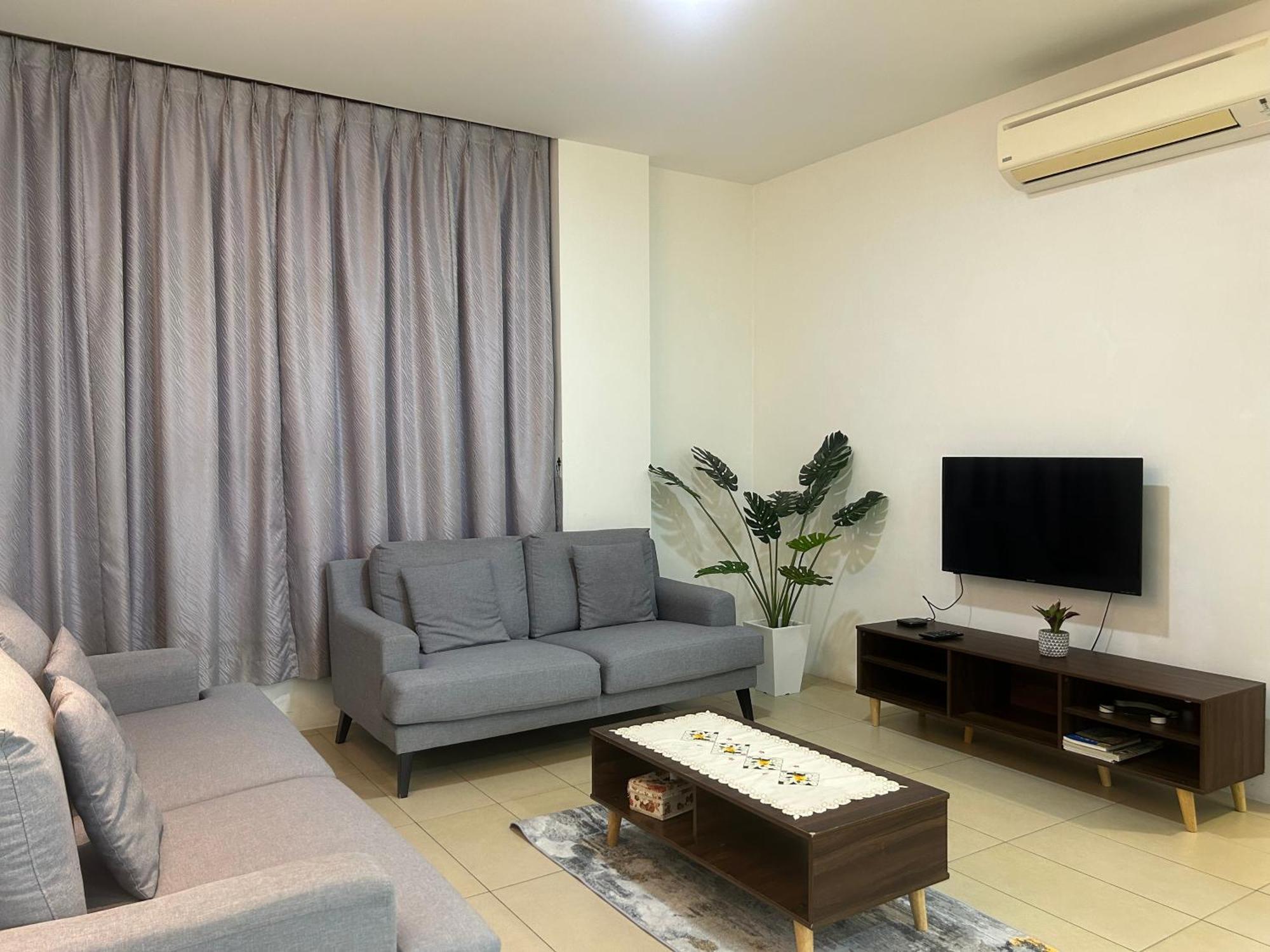 Roxy Apartment กูชิง ภายนอก รูปภาพ