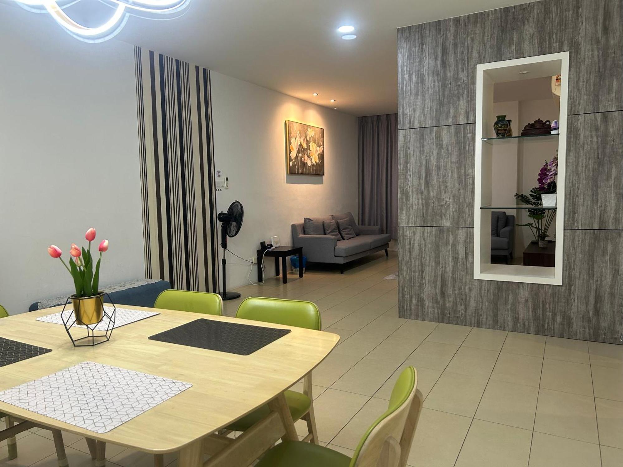 Roxy Apartment กูชิง ภายนอก รูปภาพ